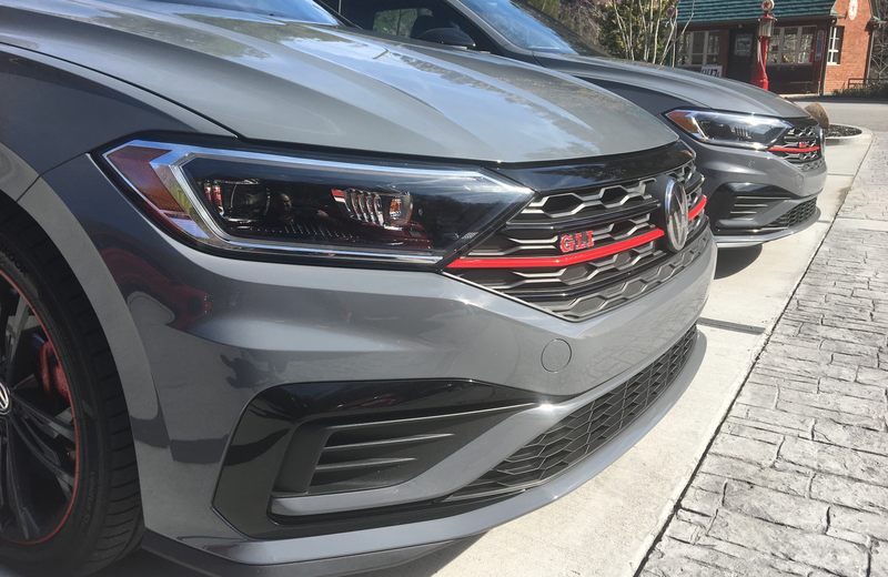 Illustration for article titled The 2019 Volkswagen Jetta GLI Is Why Sport Sedans Shouldn't Die